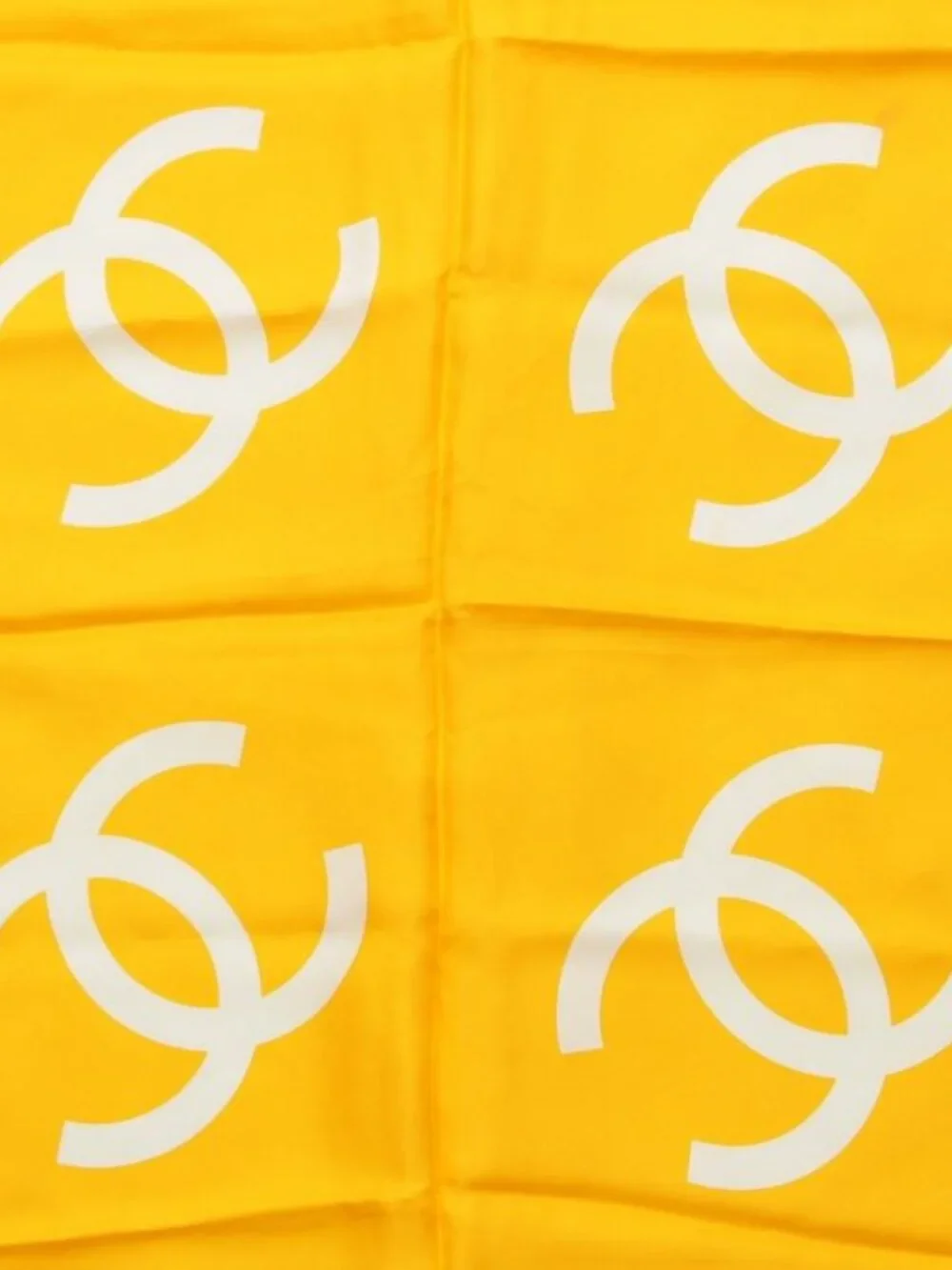 ★SOLD★ Chanel Silk CC Logo 16 All Over Pattern Scarf Yellow - Picture 6 of 10